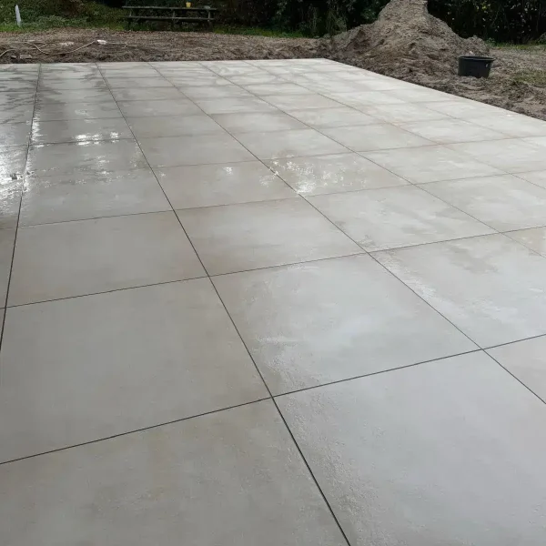12-keramische-tegels-120x120-gelegd