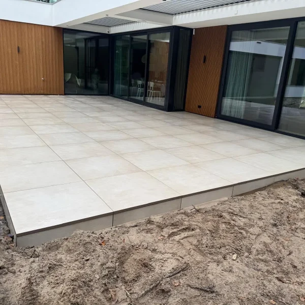 14-terras-keramiek-bij-woning