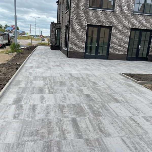 Aanleggen van voortuin nieuwbouw