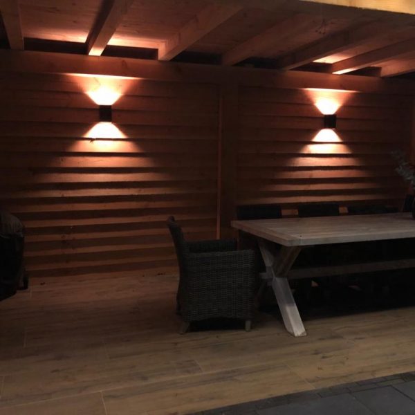 Douglas Overkapping met verlichting