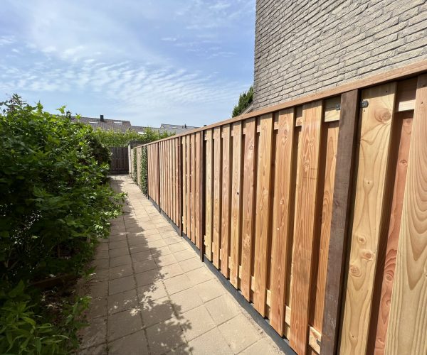 Hardhouten schutting