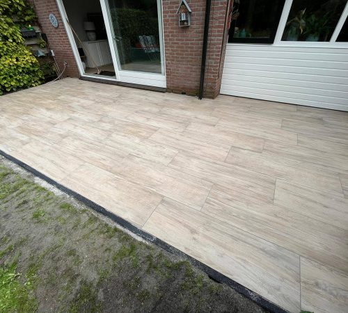 Keramische tuintegels houtlook