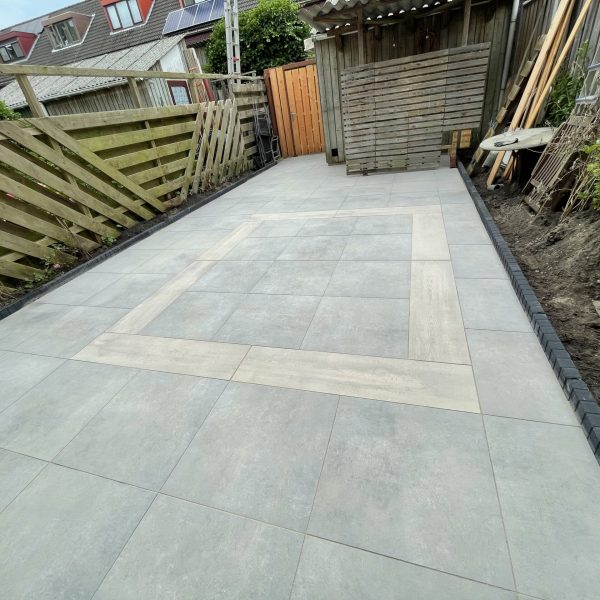 Keramische tuintegels met patroon